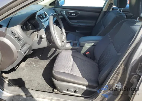 2016 Nissan Altima 2.5 z USA, uszkodzony, nr VIN 1N4AL3AP4GN390919